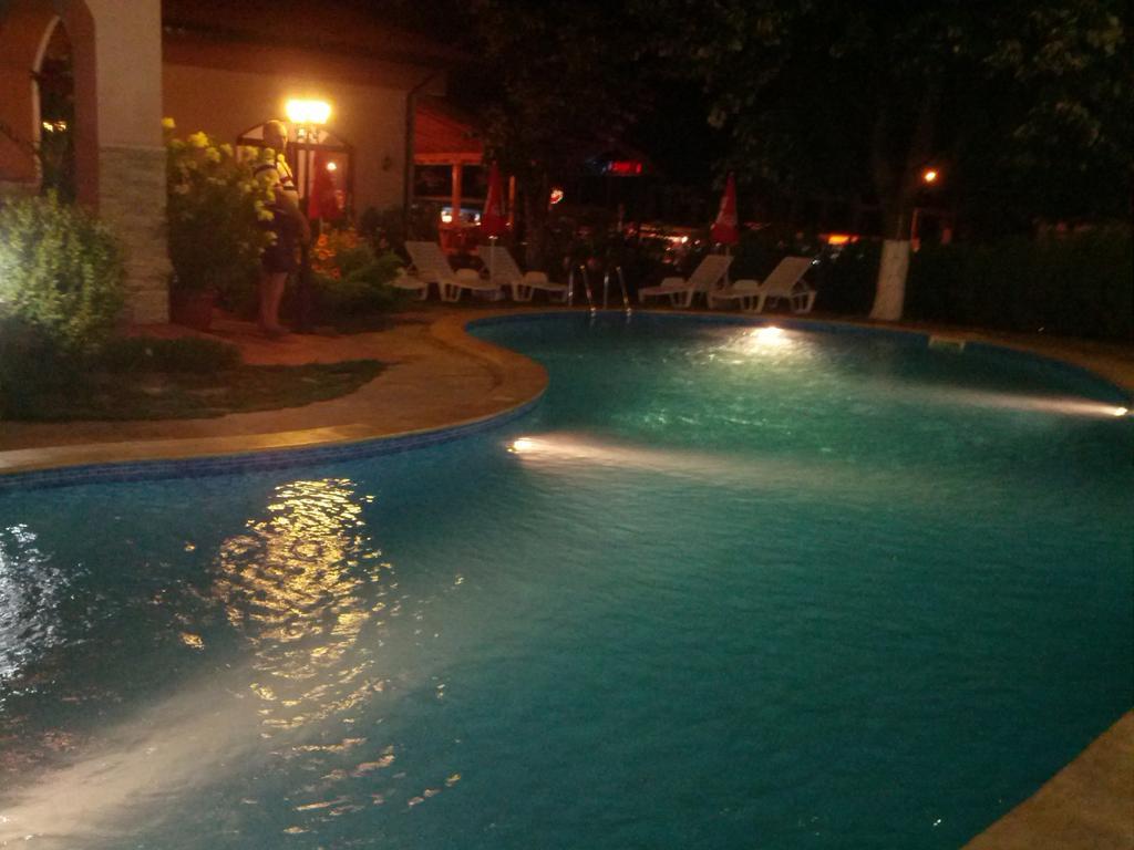 Byala Perla Family Hotel Exterior photo