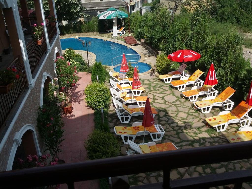 Byala Perla Family Hotel Exterior photo