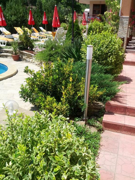 Byala Perla Family Hotel Exterior photo